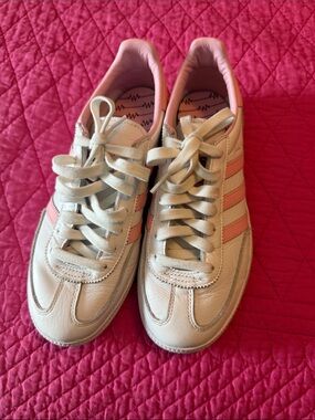 adidas Women's Sneakers in Pink and Cream Leather-Style